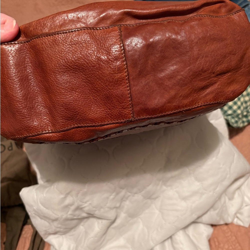 Campomaggi Corallo cognac leather crossbody or hobo bag - Picture 9 of 12